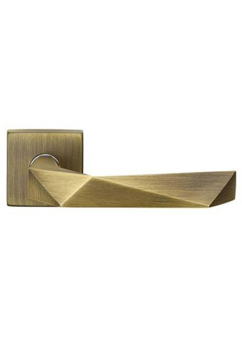 Ручки на розетах Martinelli Luxury 02 Ручки на розетах Martinelli Luxury 02